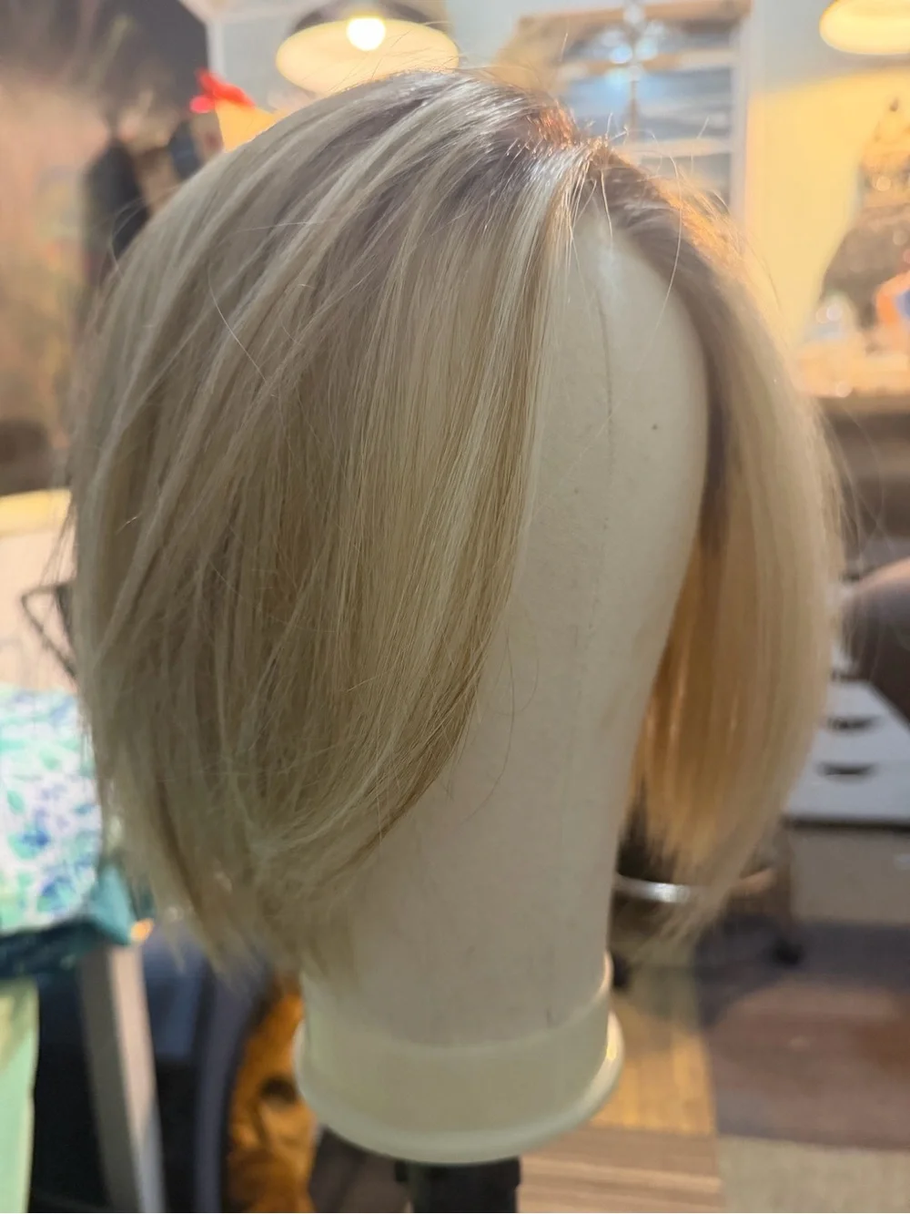 Short inverted bob Light Blonde Women's Wig - Natural Style